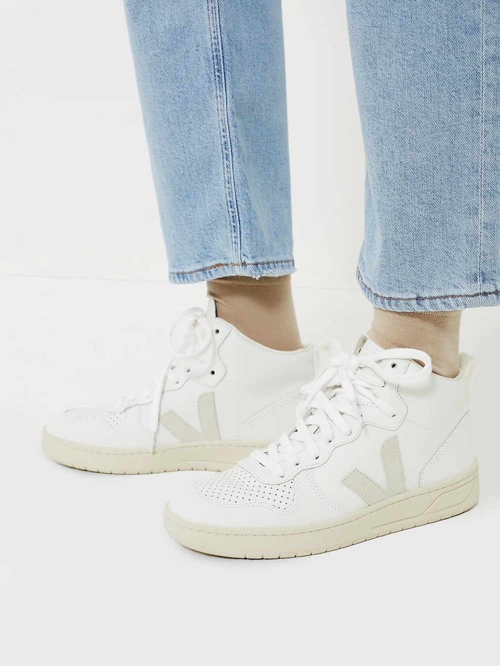 Veja V-15 Mid-Top Leather Sneaker in White Natural Size Womens US 7